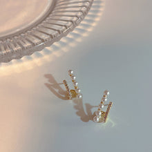 Load image into Gallery viewer, Double Layer Zircon Pearl Earrings
